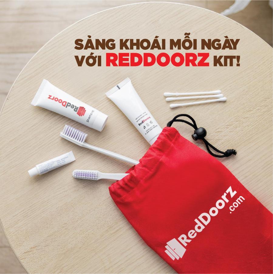 Reddoorz Yen Nam Hotel Hoang Van Thu Хошимин Екстериор снимка