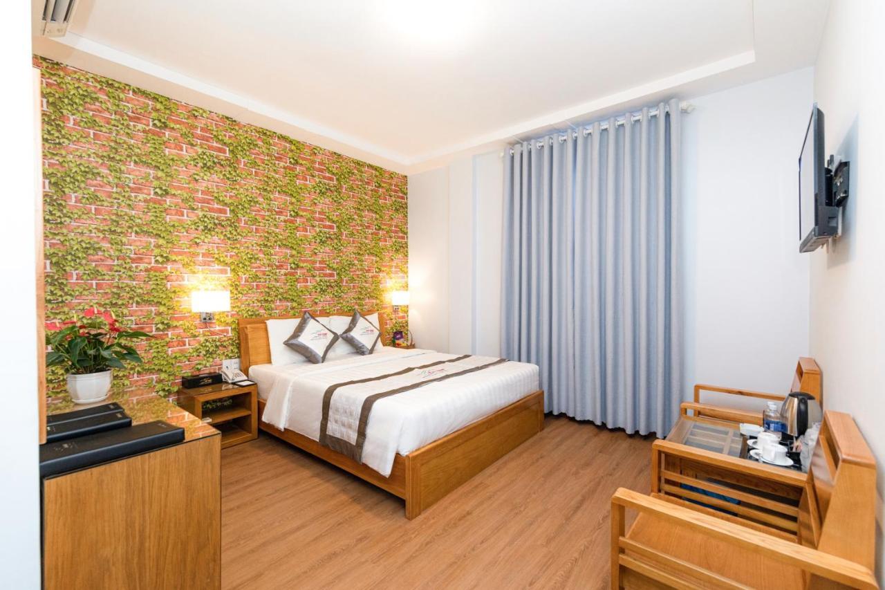 Reddoorz Yen Nam Hotel Hoang Van Thu Хошимин Екстериор снимка
